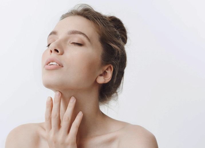 Le lifting du cou en Turquie / Antalya – Coûts & Procédure